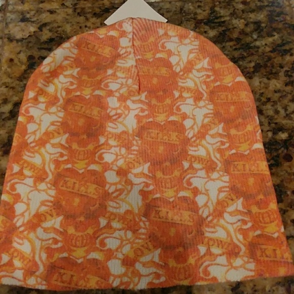 Beanie - Picture 2 of 3